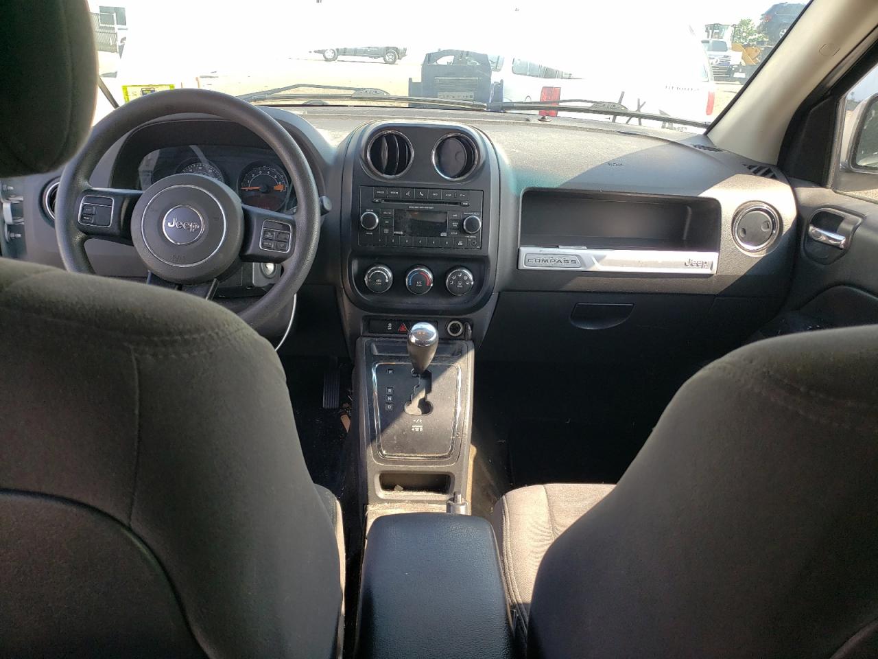 1C4NJDBB2GD780367 2016 Jeep Compass Sport