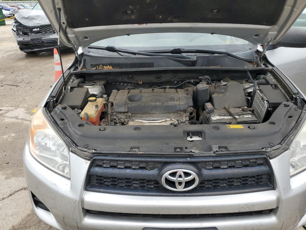 2T3BF4DV2BW106940 2011 Toyota Rav4