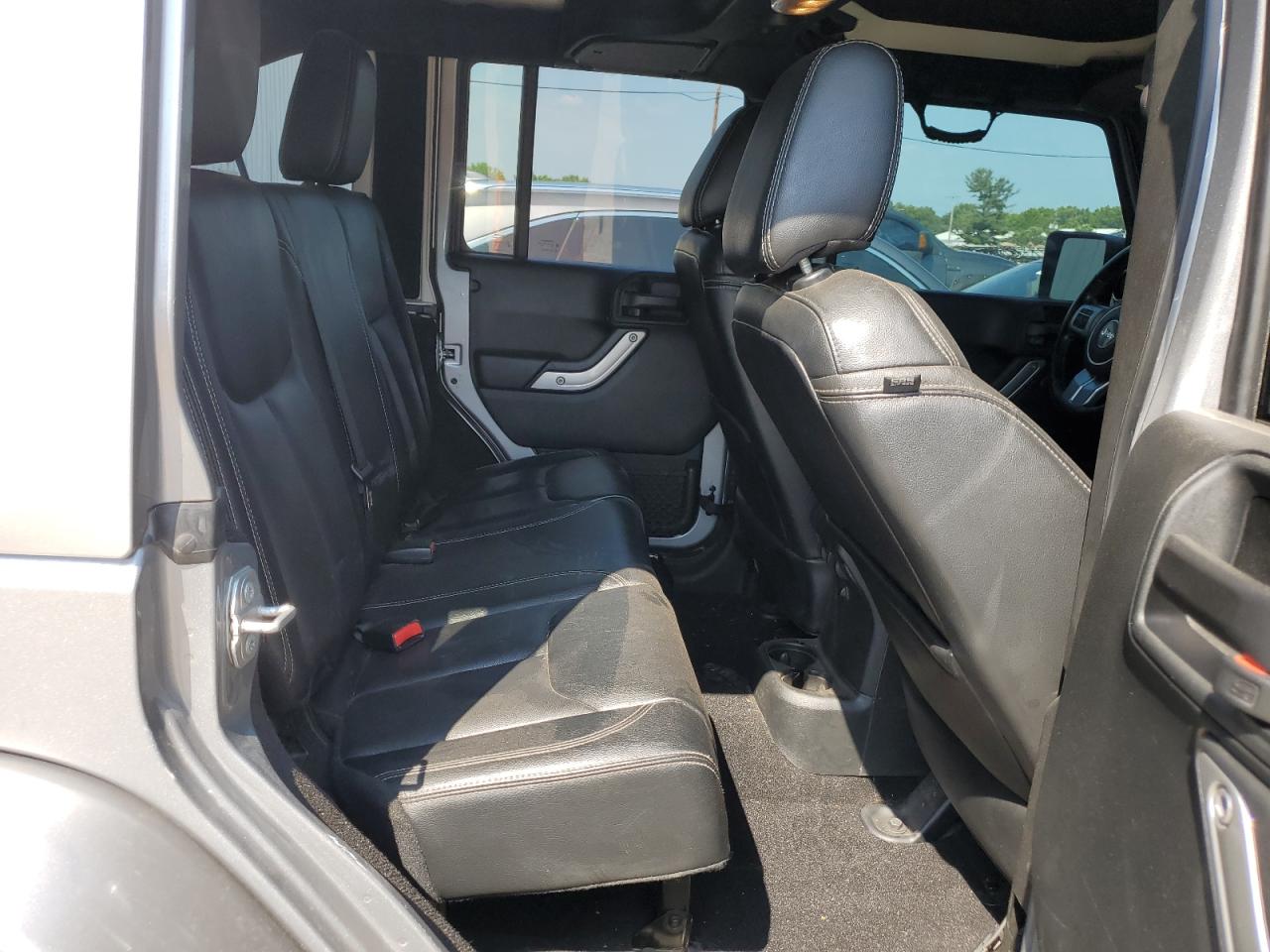 1C4HJWFG5GL251399 2016 Jeep Wrangler Unlimited Rubicon