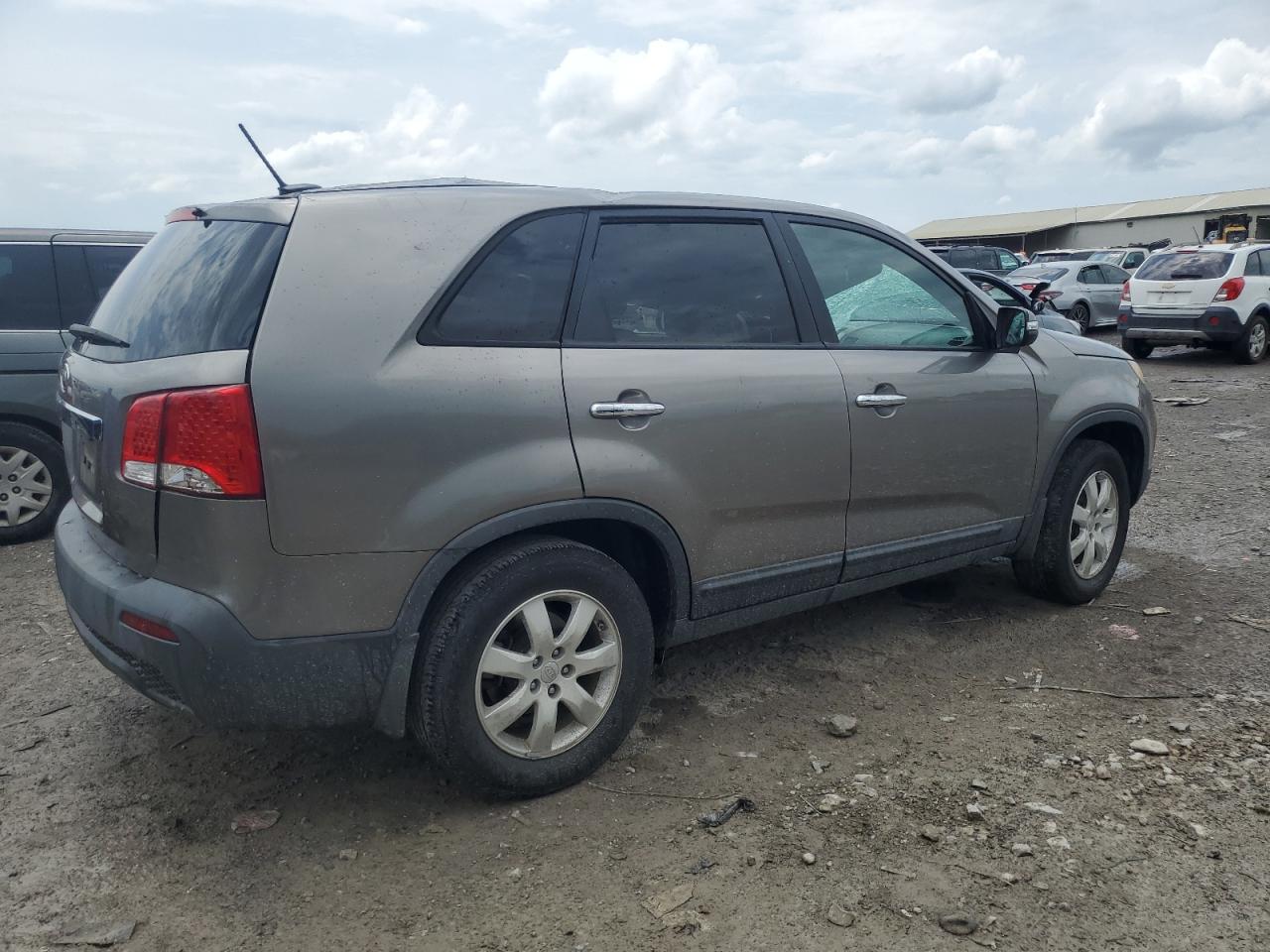 5XYKT3A13CG194272 2012 Kia Sorento Base