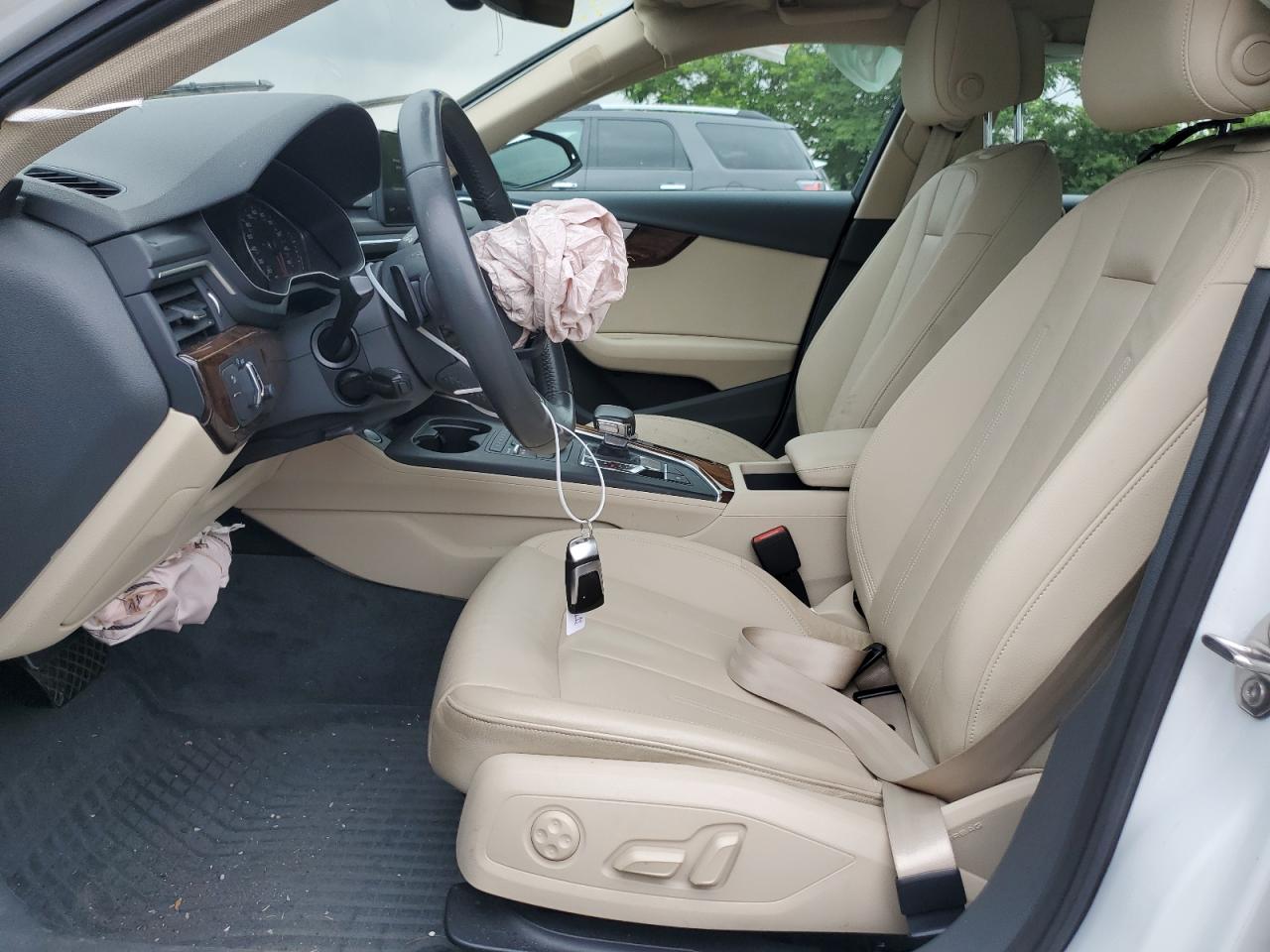 WAUENAF41JA058313 2018 Audi A4 Premium Plus