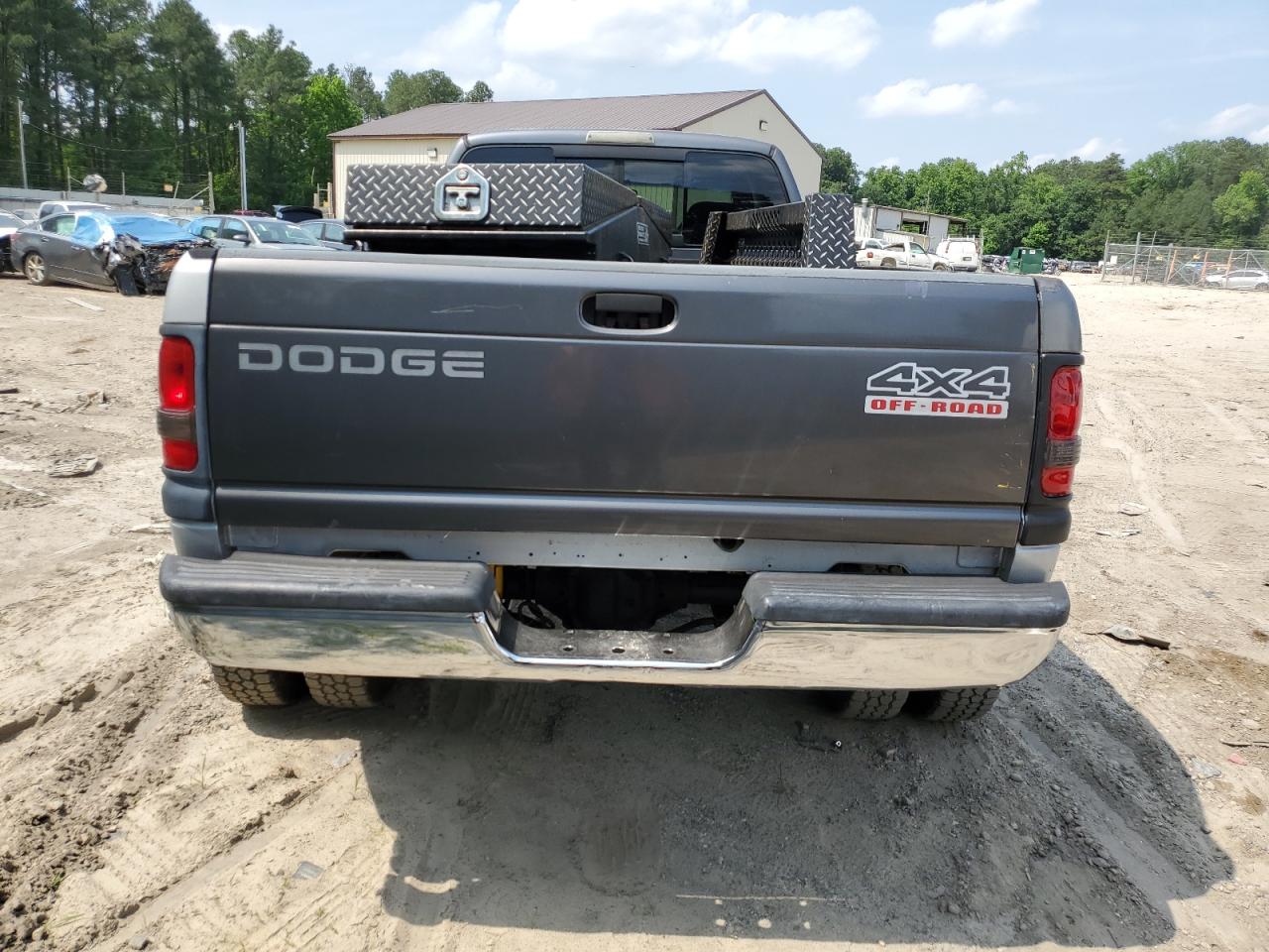 1B7MF337X1J607531 2001 Dodge Ram 3500