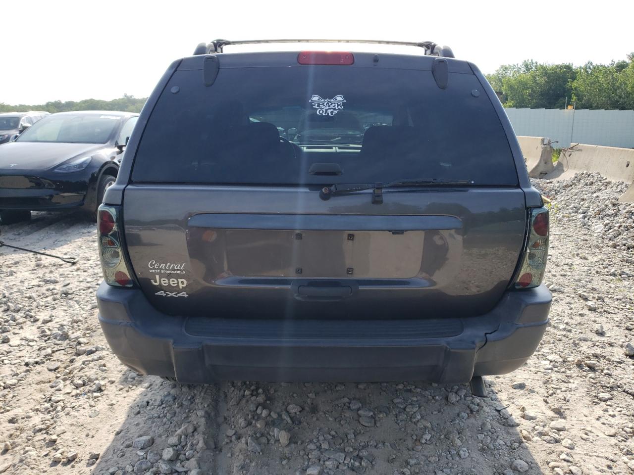 1J8GW48SX4C406259 2004 Jeep Grand Cherokee Laredo