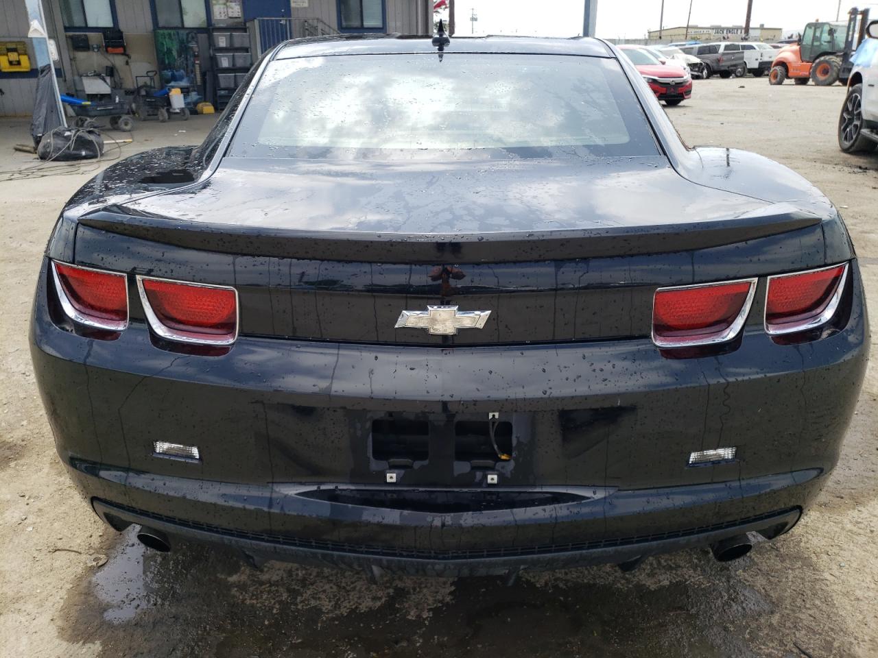 2013 Chevrolet Camaro Ls vin: 2G1FE1E31D9239372