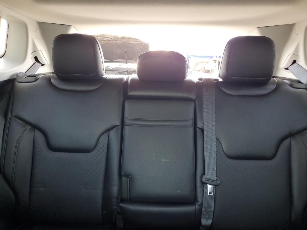 3C4NJDCB4HT665554 2017 Jeep Compass Limited