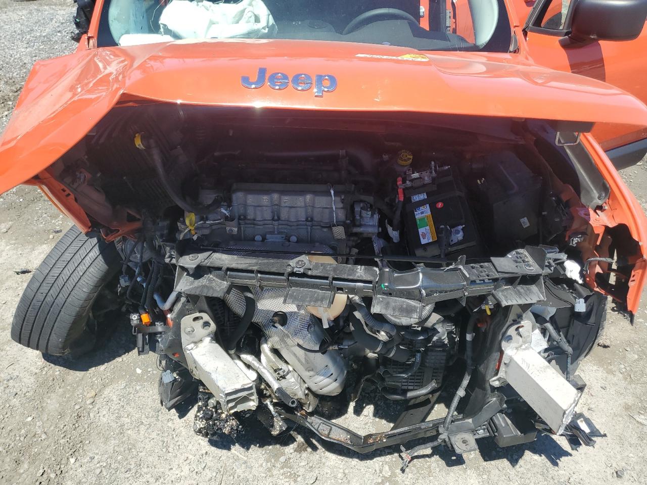 ZACCJBAT7GPE01385 2016 Jeep Renegade Sport