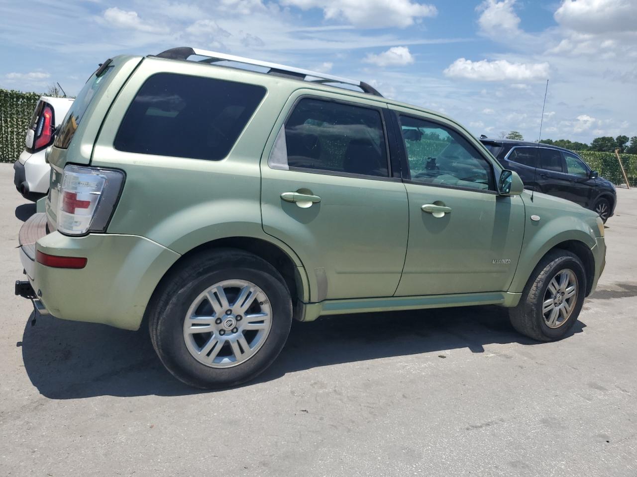 4M2CU87168KJ27862 2008 Mercury Mariner Premier