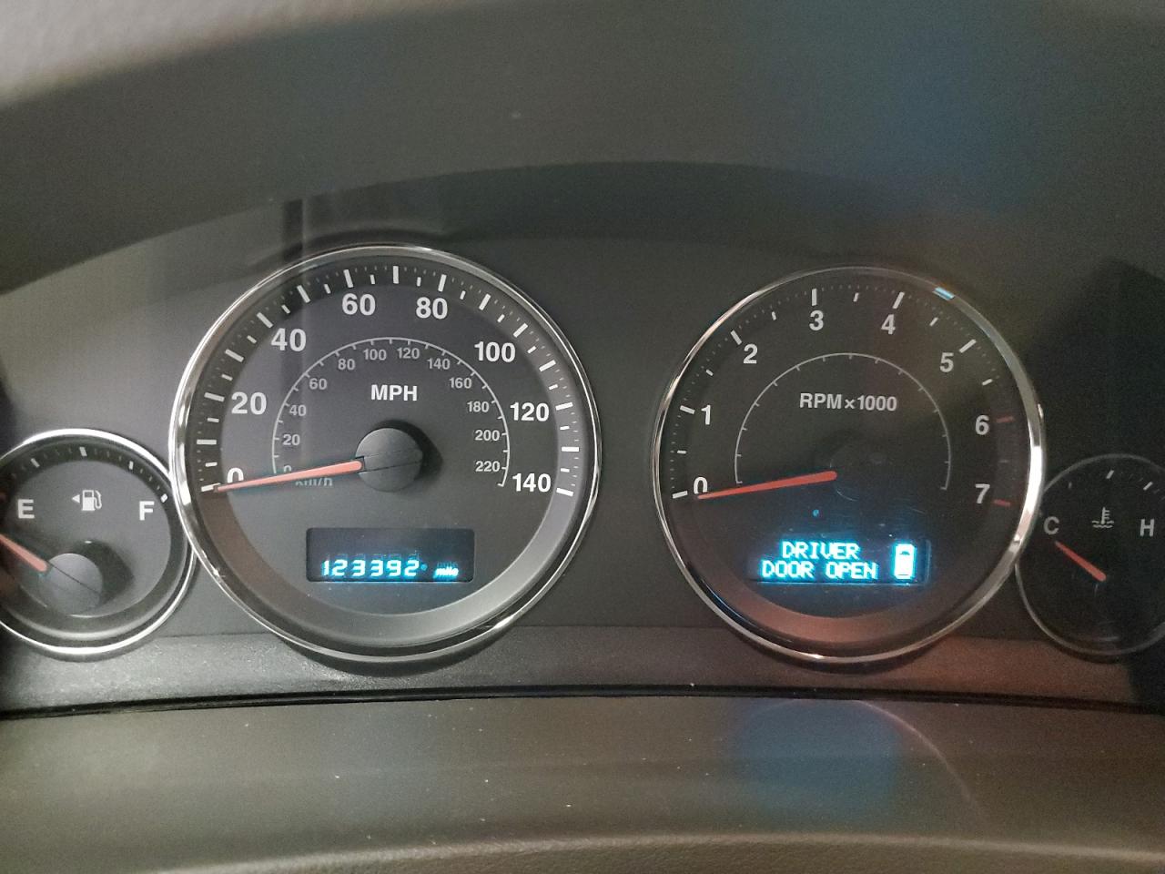 1J4HR58N45C669166 2005 Jeep Grand Cherokee Limited