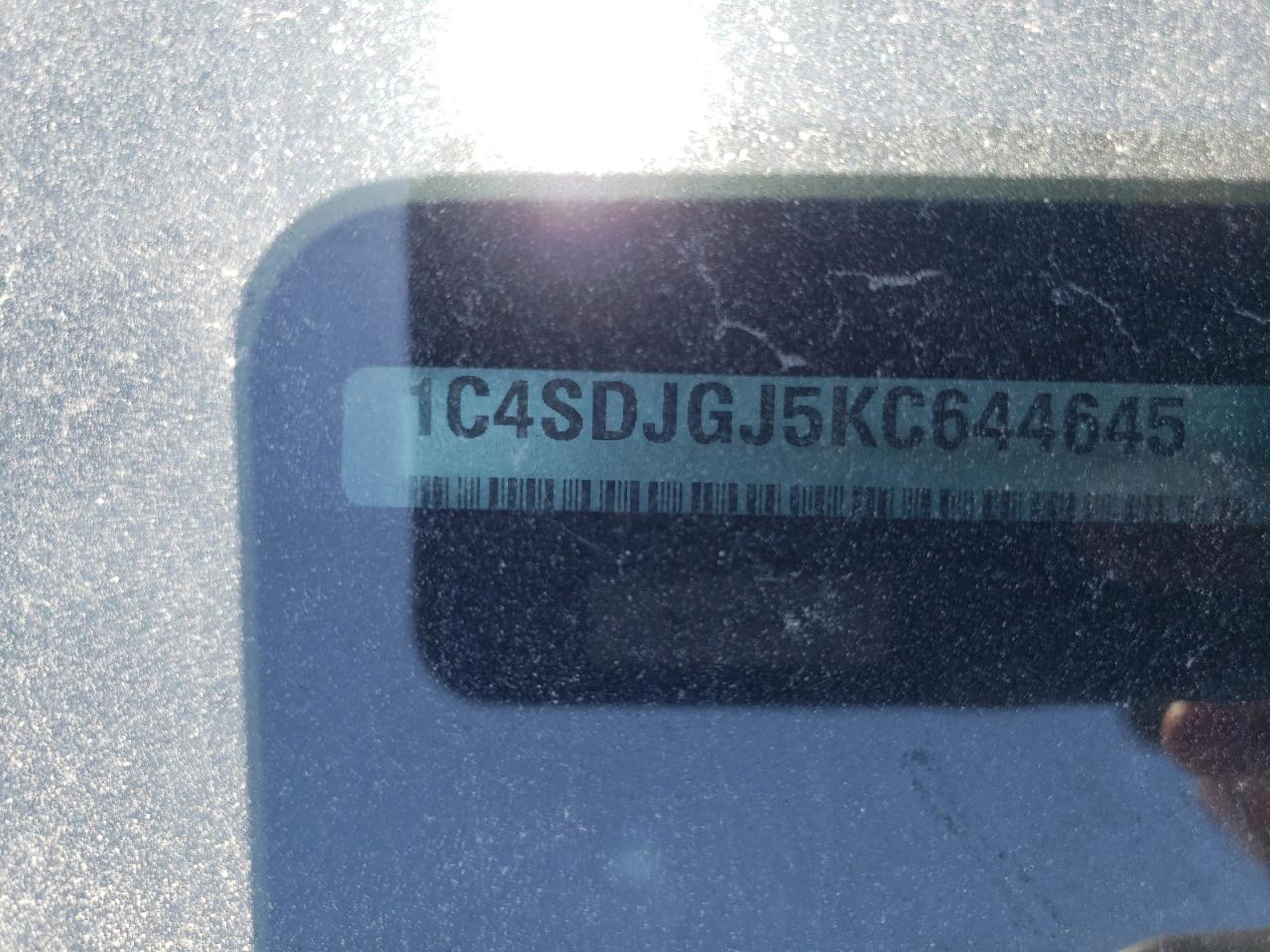 1C4SDJGJ5KC644645 2019 Dodge Durango Srt