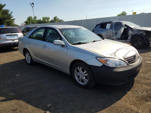 2004 Toyota Camry Le VIN: 4T1BF30K34U572572 Lot: 58684684