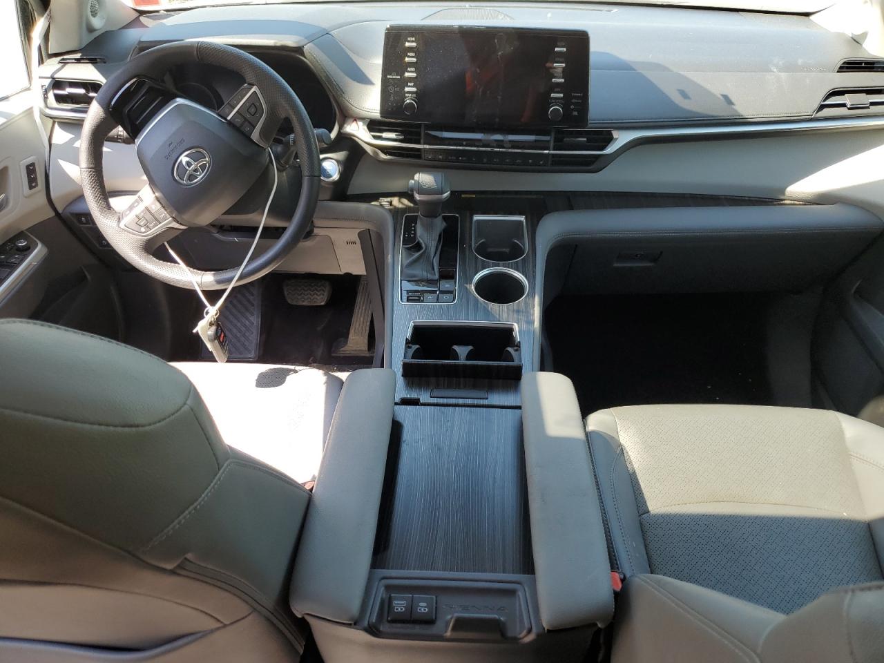 5TDZSKFC4NS064982 2022 Toyota Sienna Limited