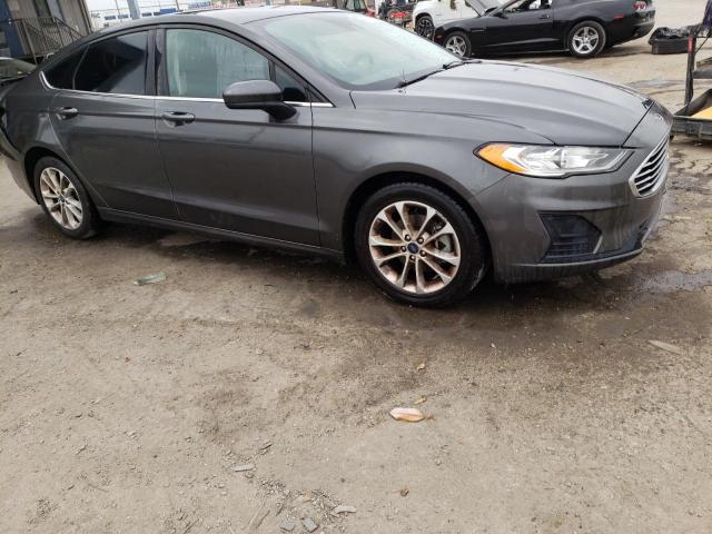 VIN 3FA6P0HD0KR176746 2019 Ford Fusion, SE no.4