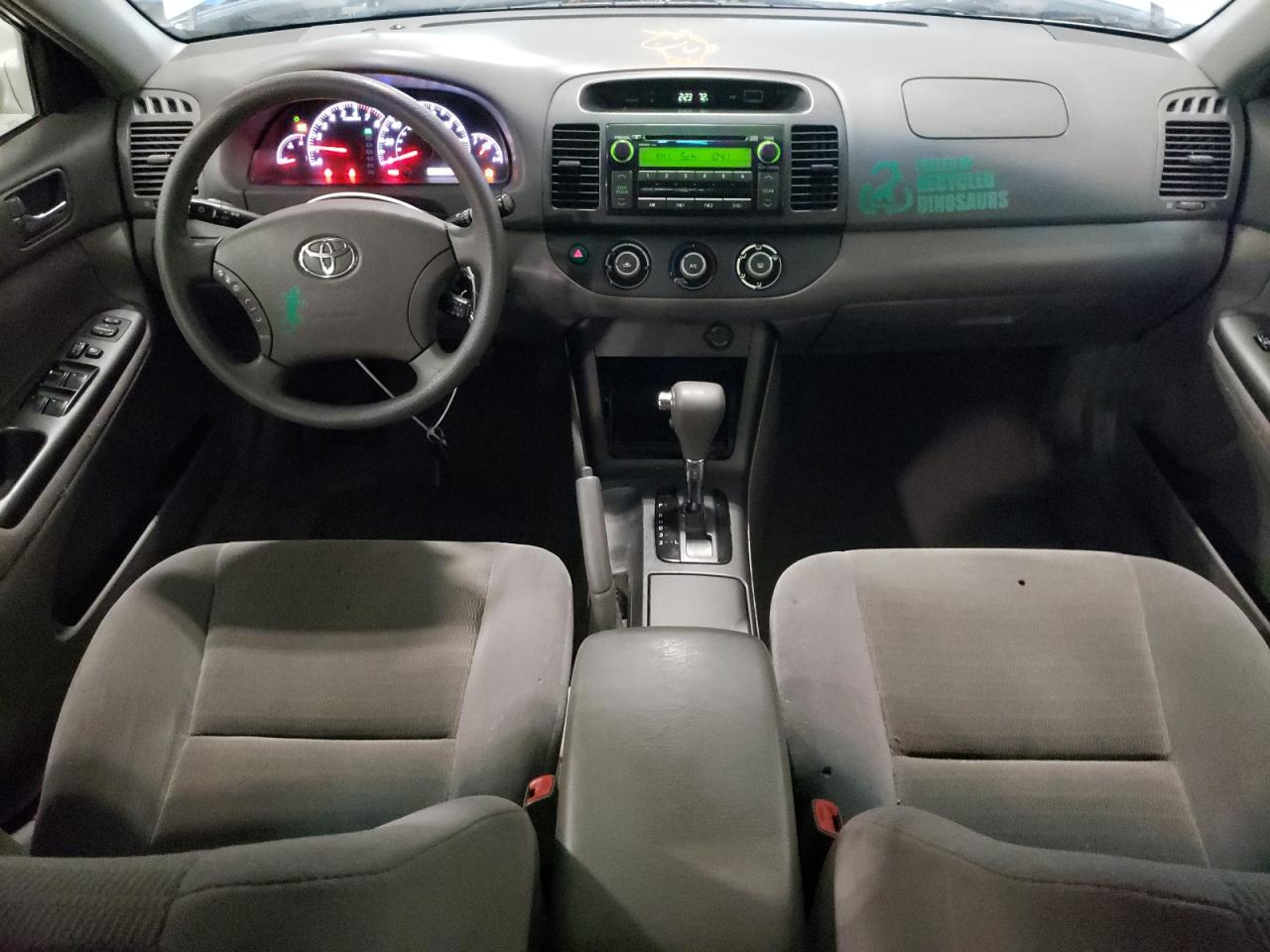 4T1BE32K15U041727 2005 Toyota Camry Le