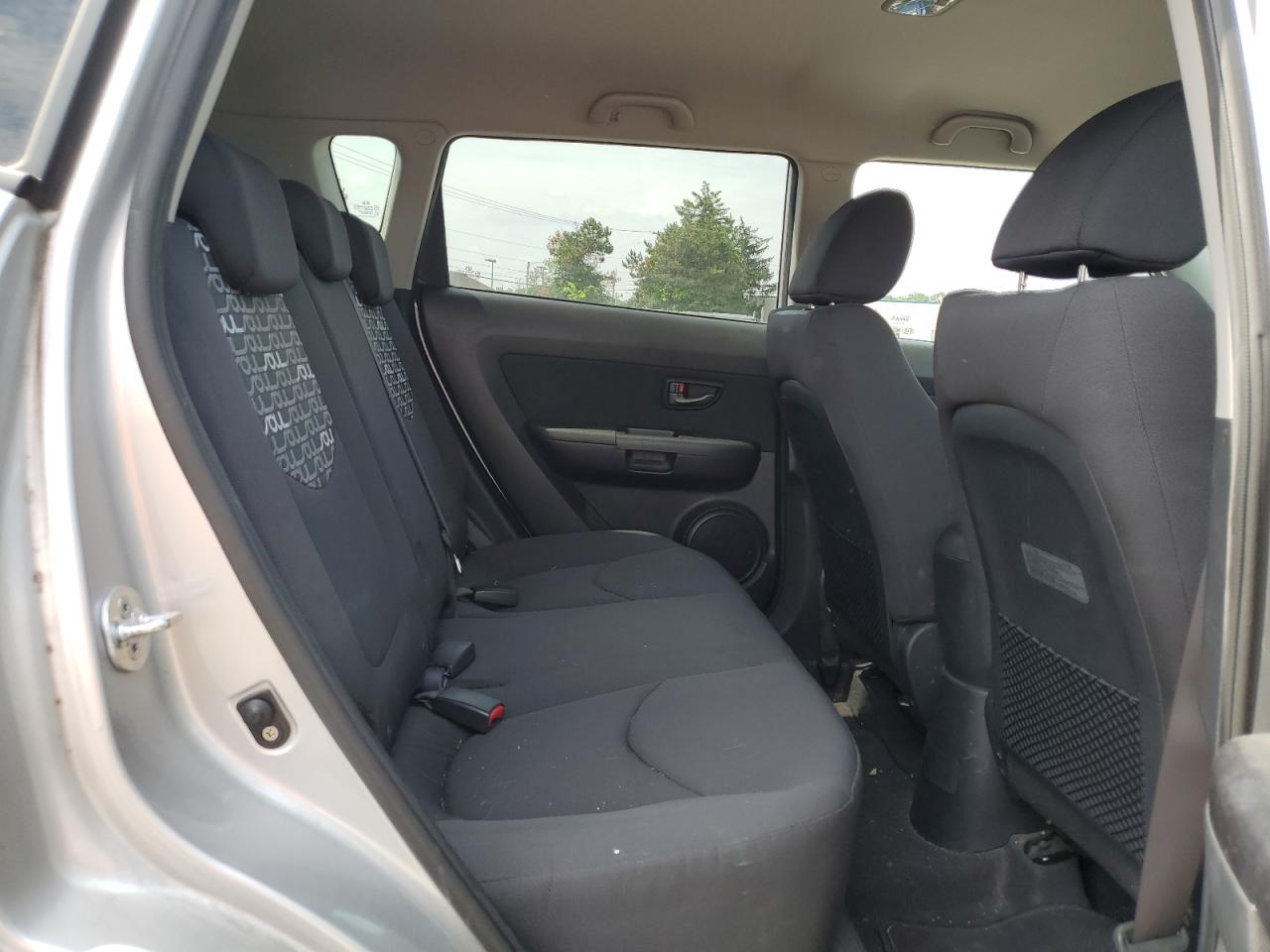 KNDJT2A26A7702968 2010 Kia Soul +