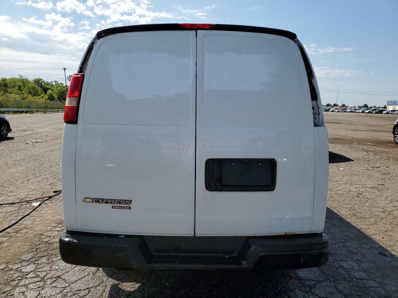 1GCSGAFX6E1124984 2014 Chevrolet Express G1500