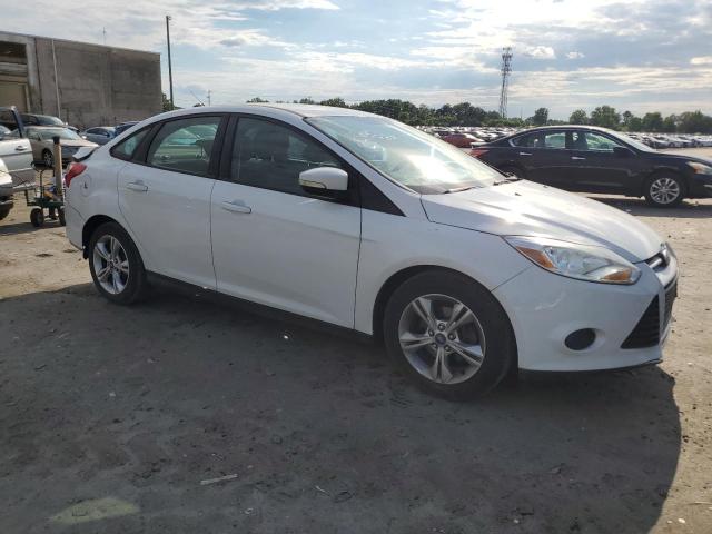 VIN 1FADP3F23DL163081 2013 Ford Focus, SE no.4