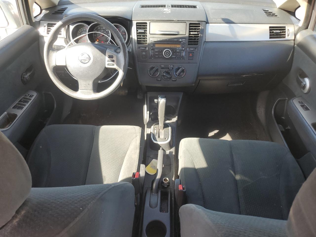 3N1BC1AP8BL411608 2011 Nissan Versa S