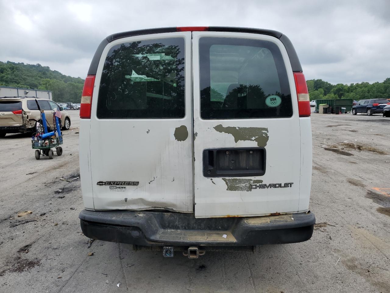 1GCGG25V261258498 2006 Chevrolet Express G2500