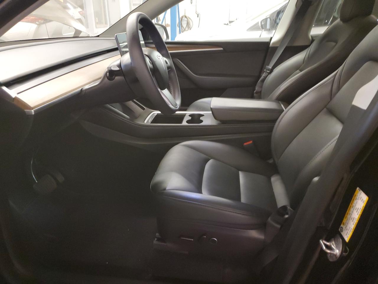 7SAYGAEE0PF604896 2023 Tesla Model Y