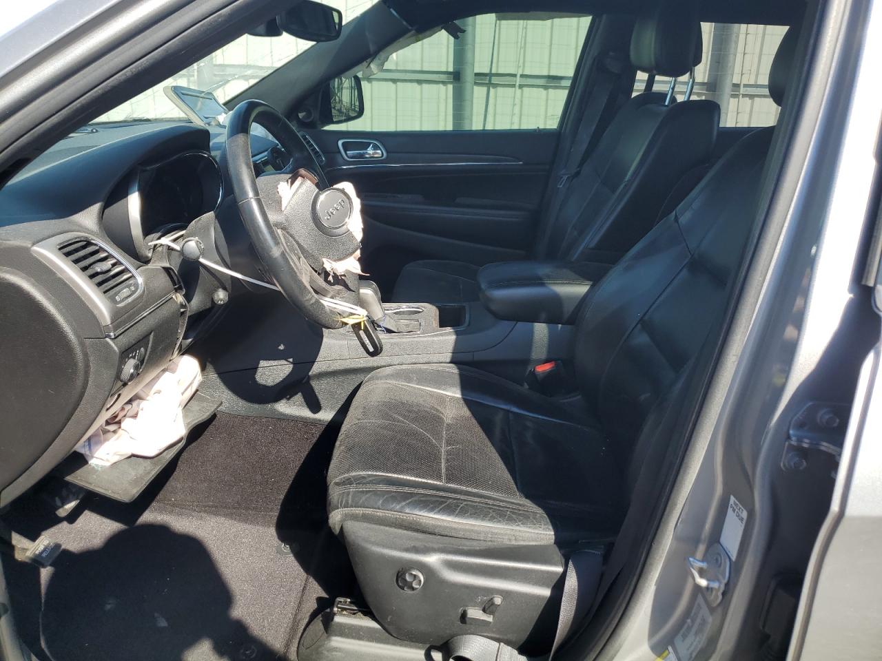 1C4RJEBGXJC131982 2018 Jeep Grand Cherokee Limited