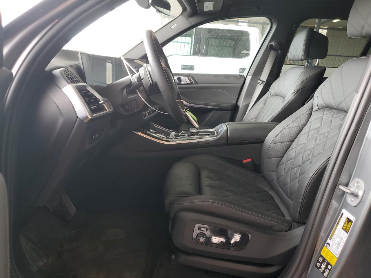 5UX23EU02R9S89834 2024 BMW X5 xDrive40I