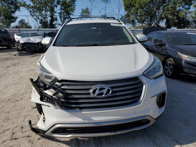 2017 Hyundai Santa Fe Se VIN: KM8SM4HF4HU244991 Lot: 57232694