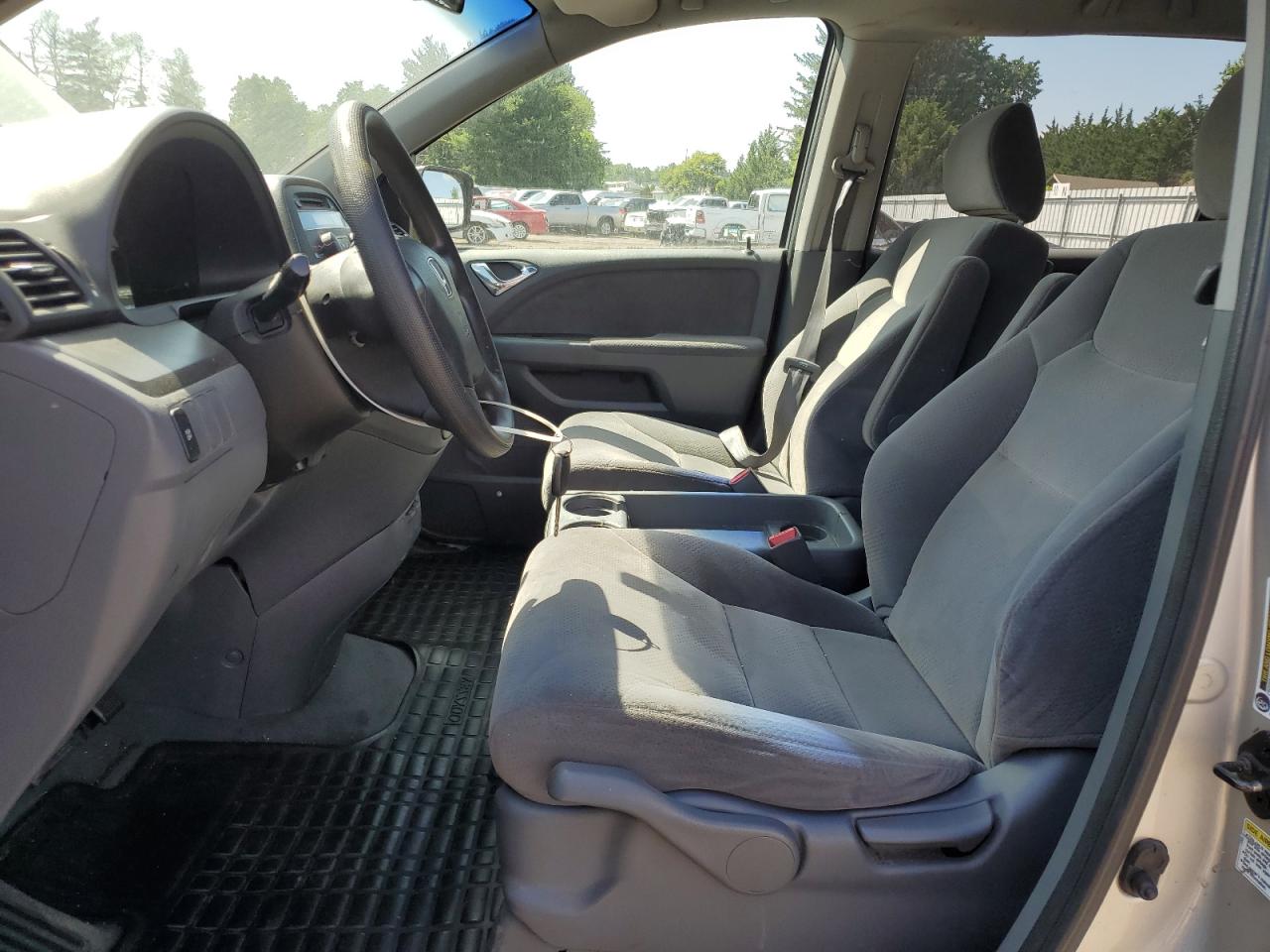 5FNRL38245B100469 2005 Honda Odyssey Lx