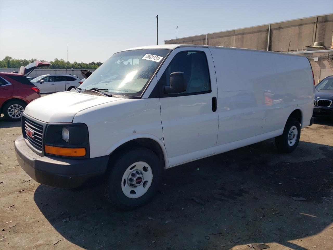 Lot #2843444531 2017 GMC SAVANA G25