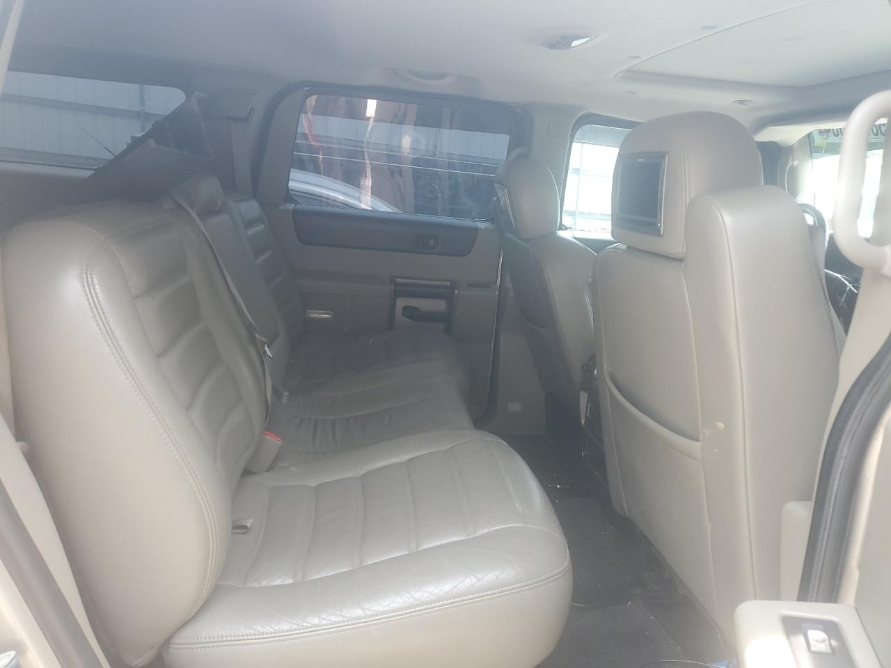 5GRGN23U44H119749 2004 Hummer H2