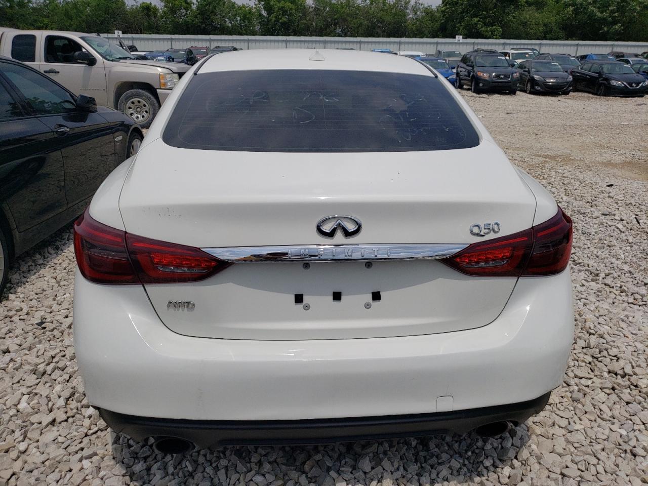 2018 Infiniti Q50 Luxe vin: JN1EV7AR2JM442952