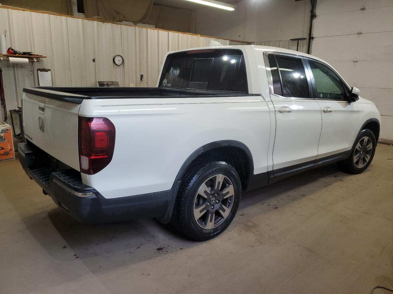 5FPYK2F66KB000519 2019 Honda Ridgeline Rtl