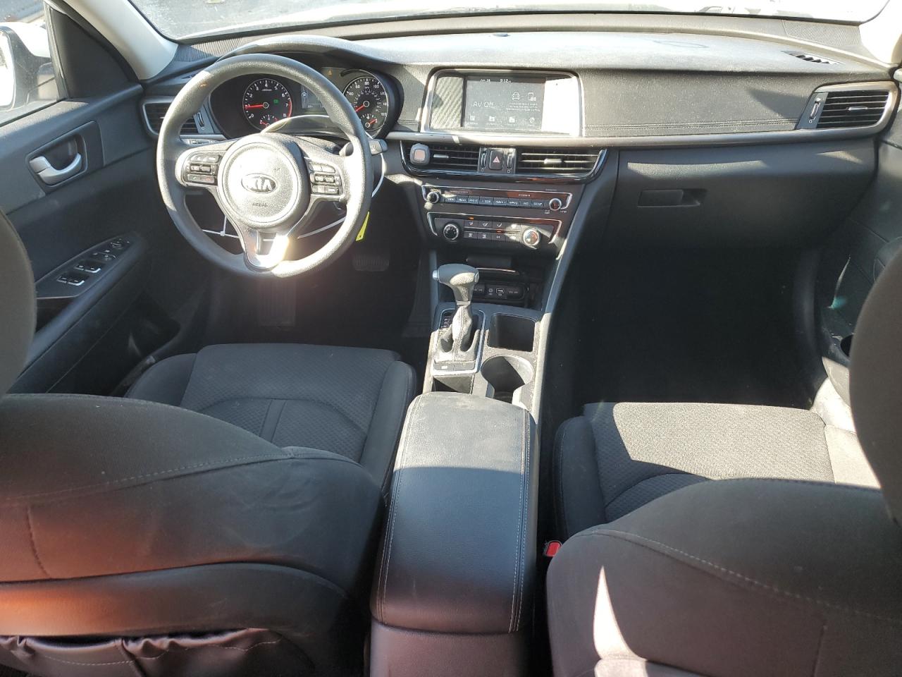 5XXGT4L33JG219005 2018 Kia Optima Lx