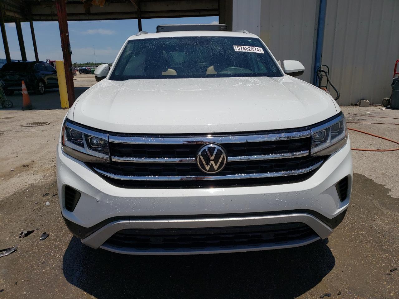 1V2JE2CA4NC213852 2022 Volkswagen Atlas Cross Sport Se