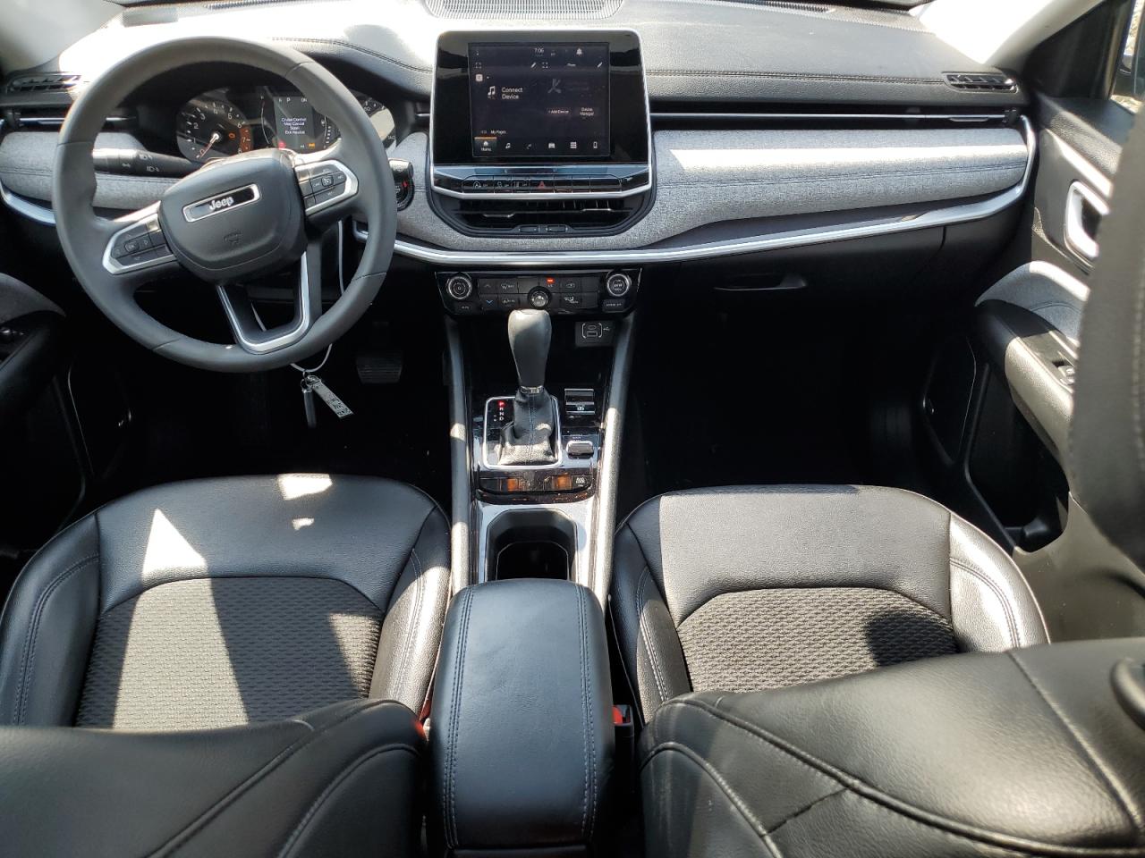 3C4NJDBB3NT127487 2022 Jeep Compass Latitude