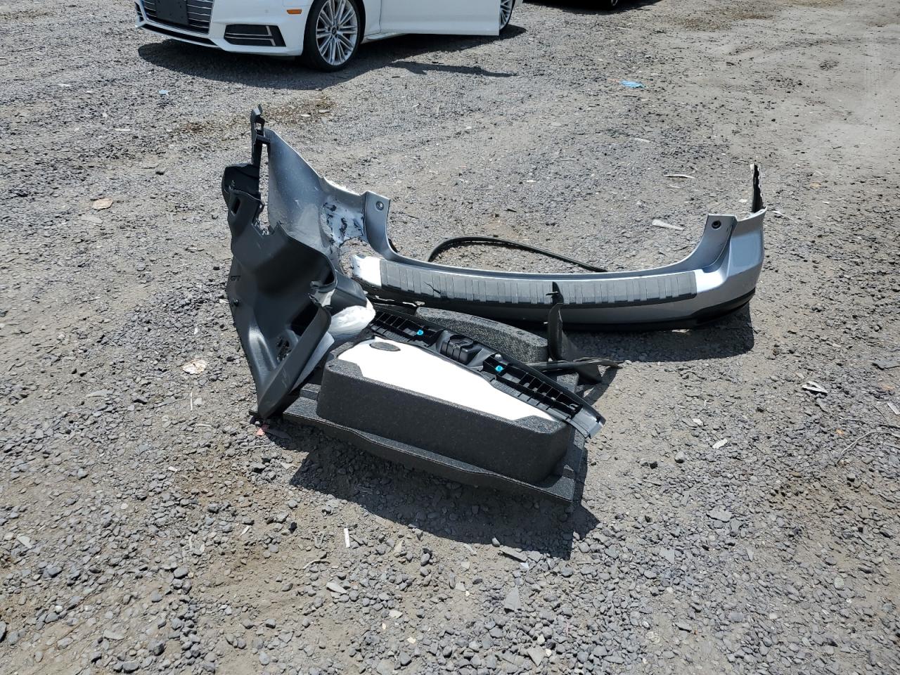 JF2SJAEC5HH523446 2017 Subaru Forester 2.5I Premium