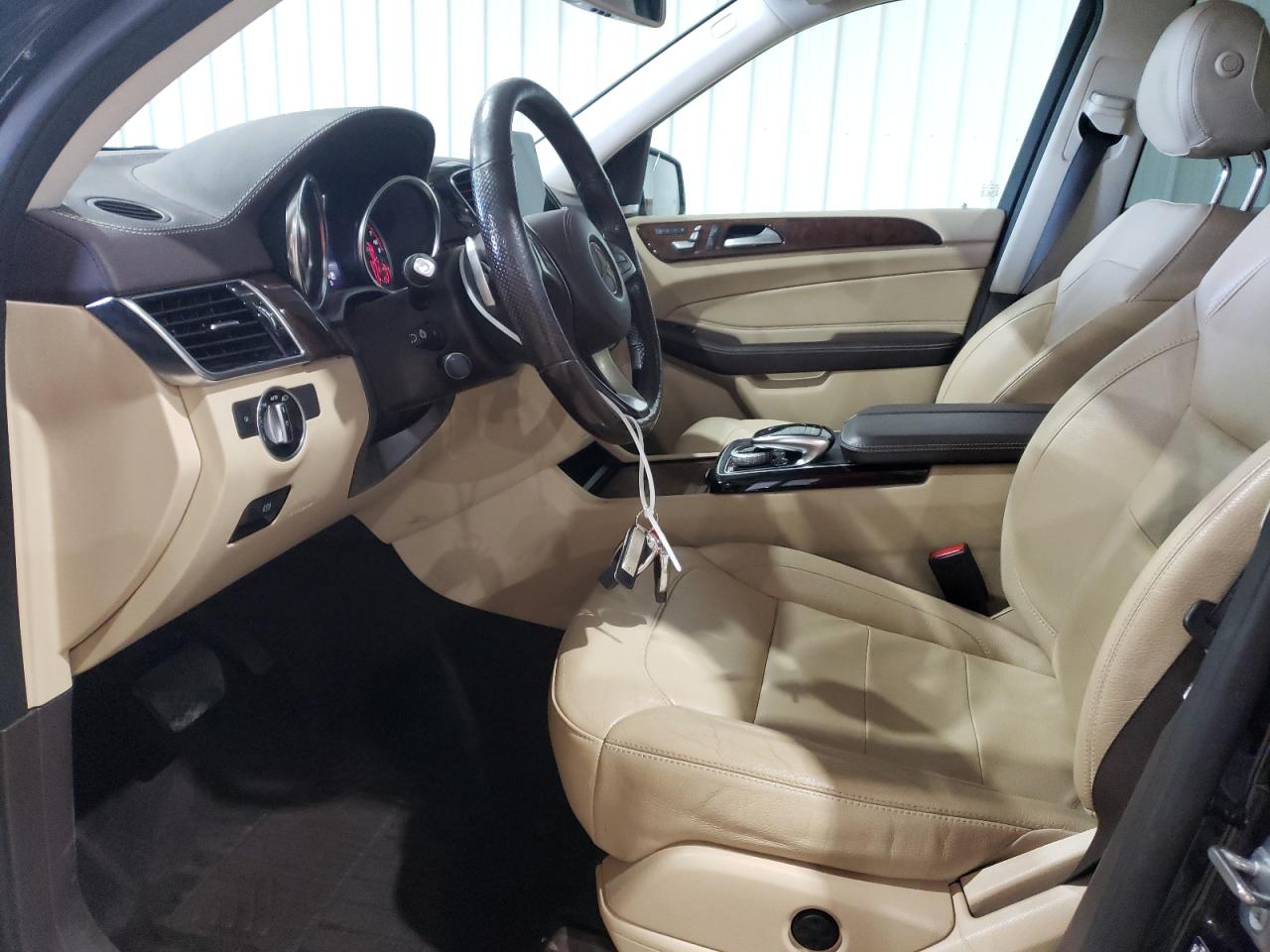 4JGDF6EE6JB171862 2018 Mercedes-Benz Gls 450 4Matic