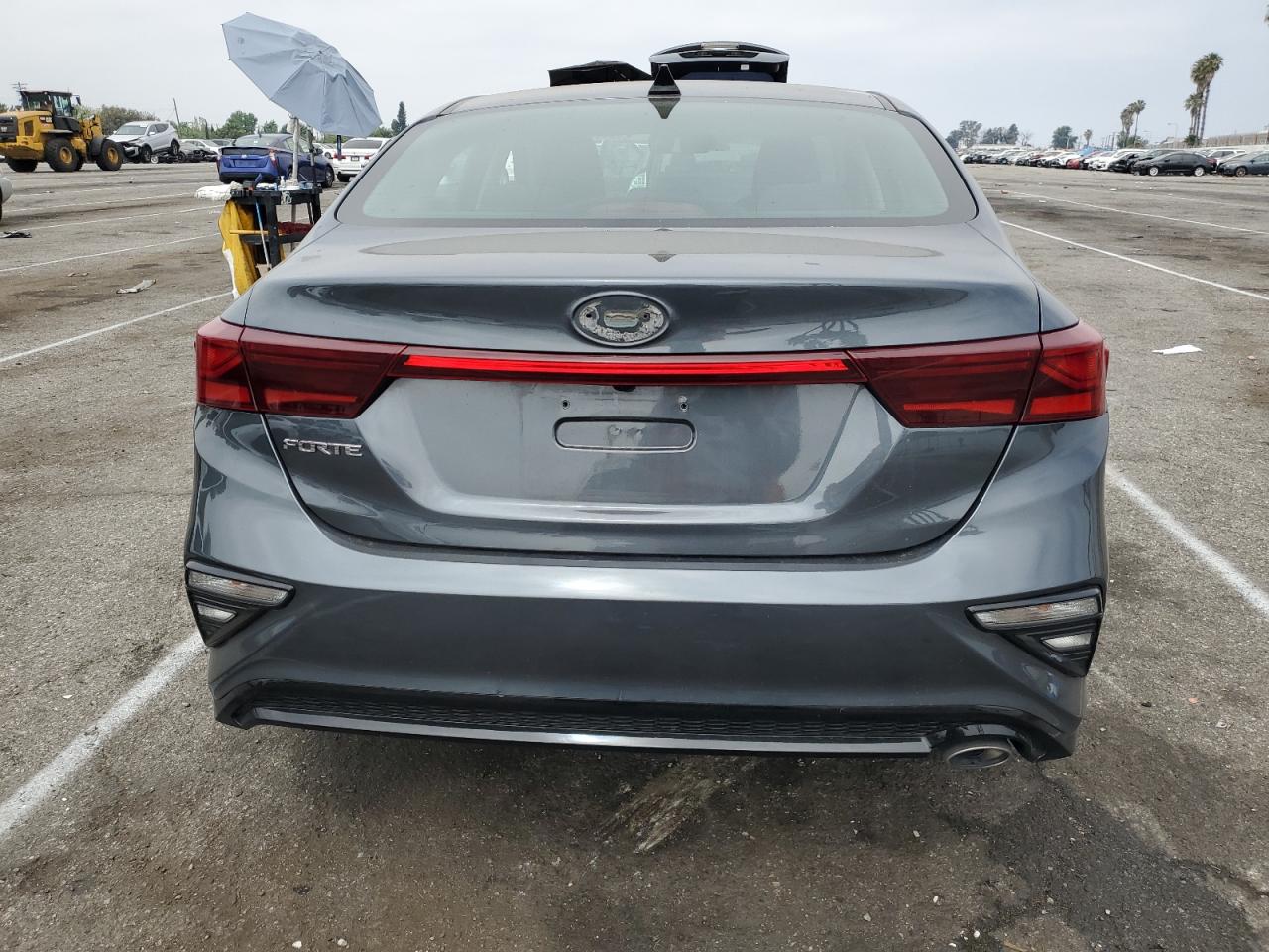 3KPF24AD9ME408491 2021 Kia Forte Fe