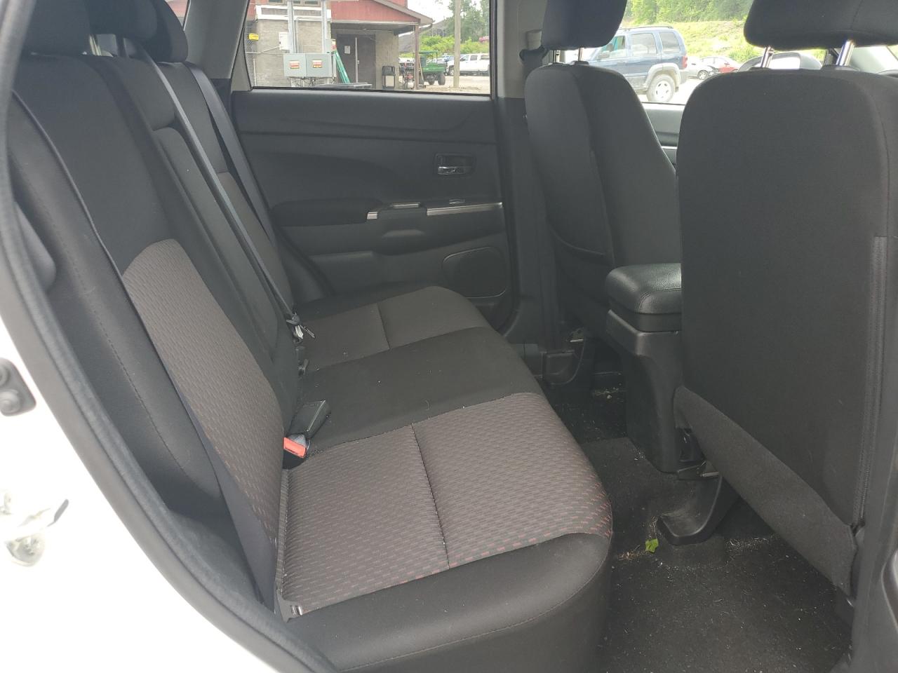 JA4AR3AU2KU020642 2019 Mitsubishi Outlander Sport Es