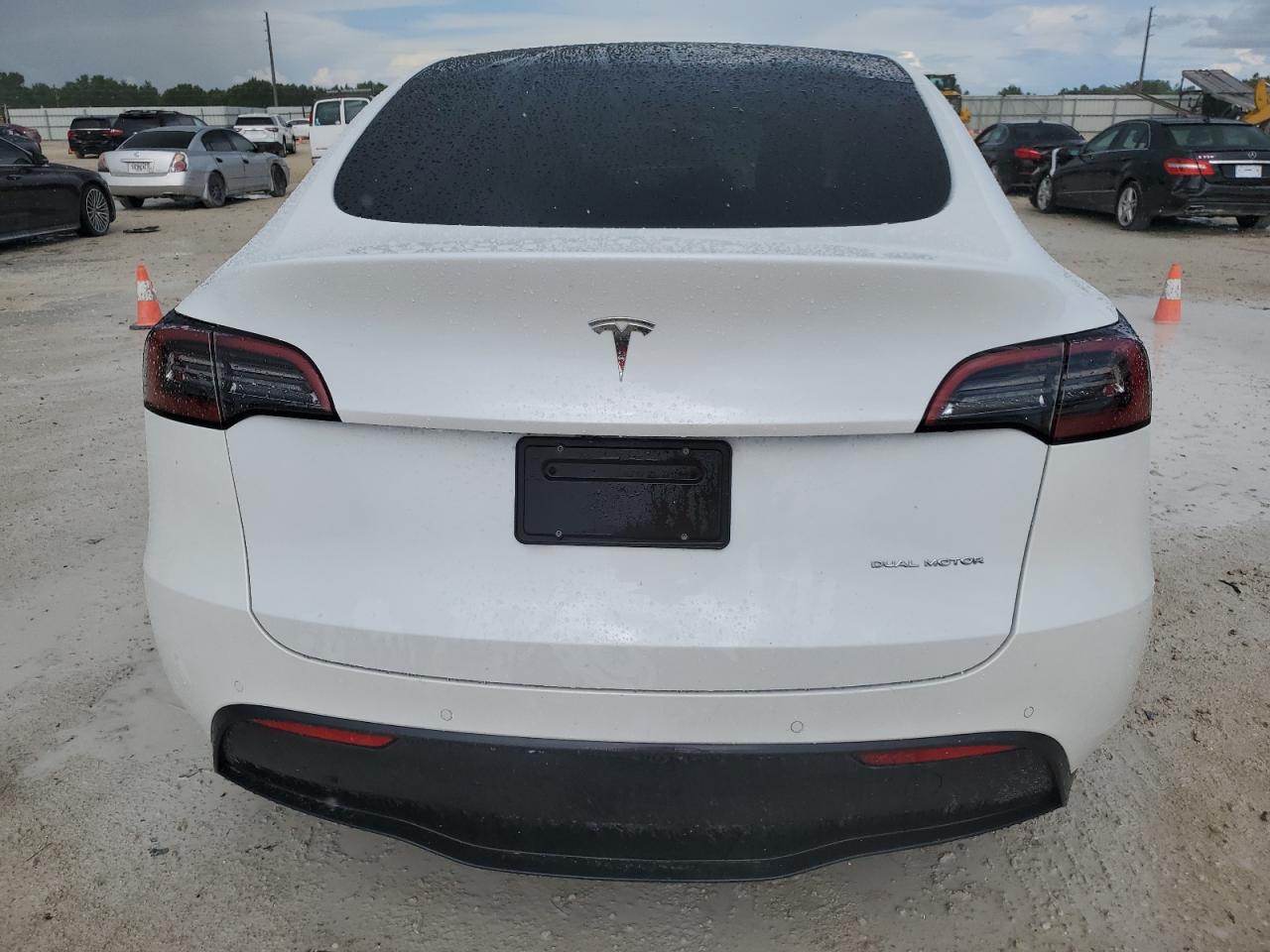 5YJYGDEE4MF190306 2021 Tesla Model Y