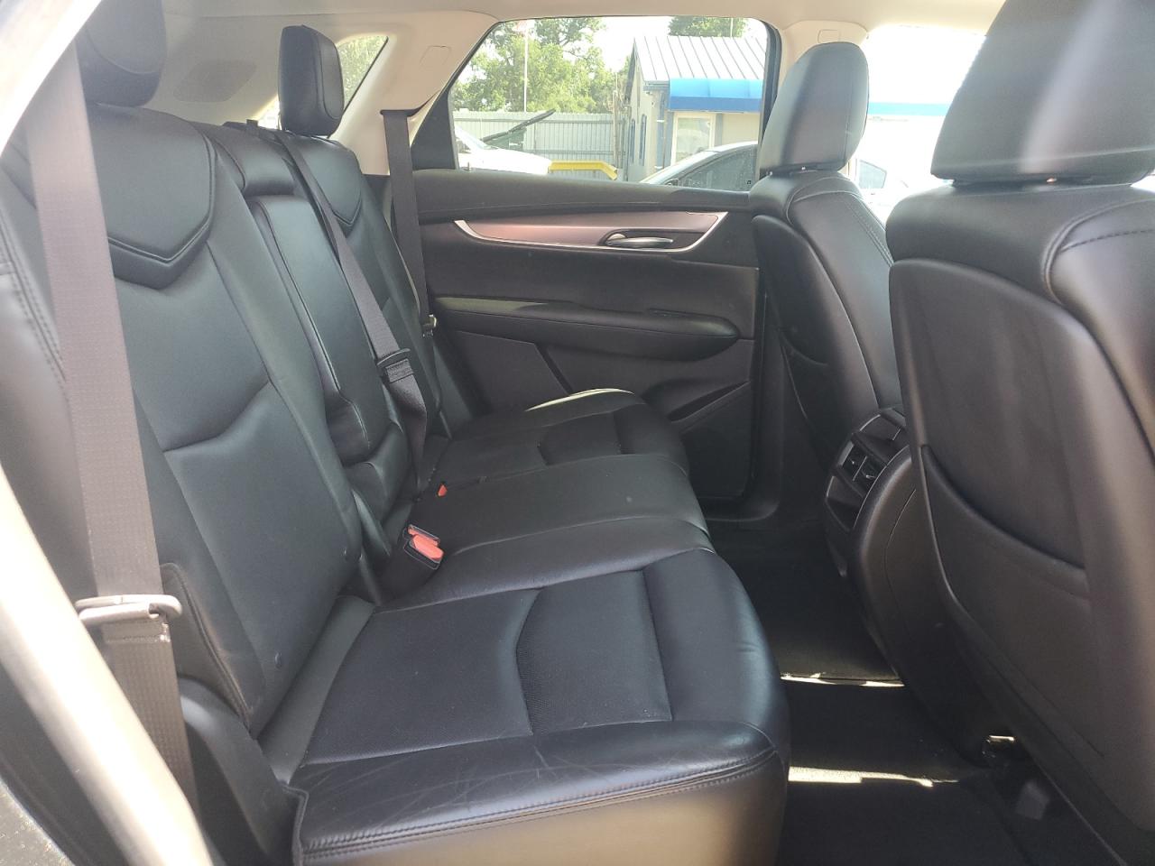 1GYKNDRS7HZ286257 2017 Cadillac Xt5 Luxury