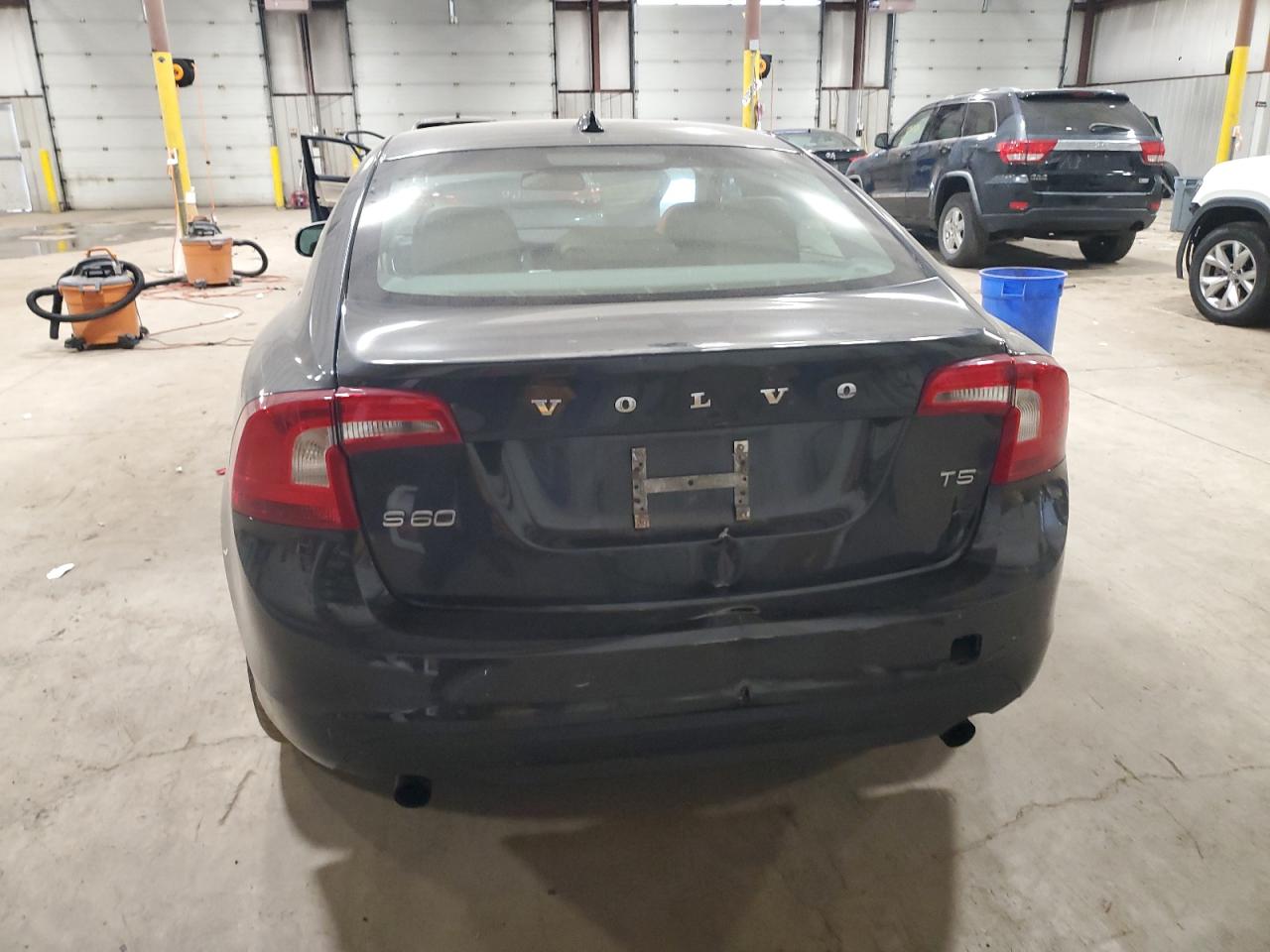 YV1622FSXC2055695 2012 Volvo S60 T5