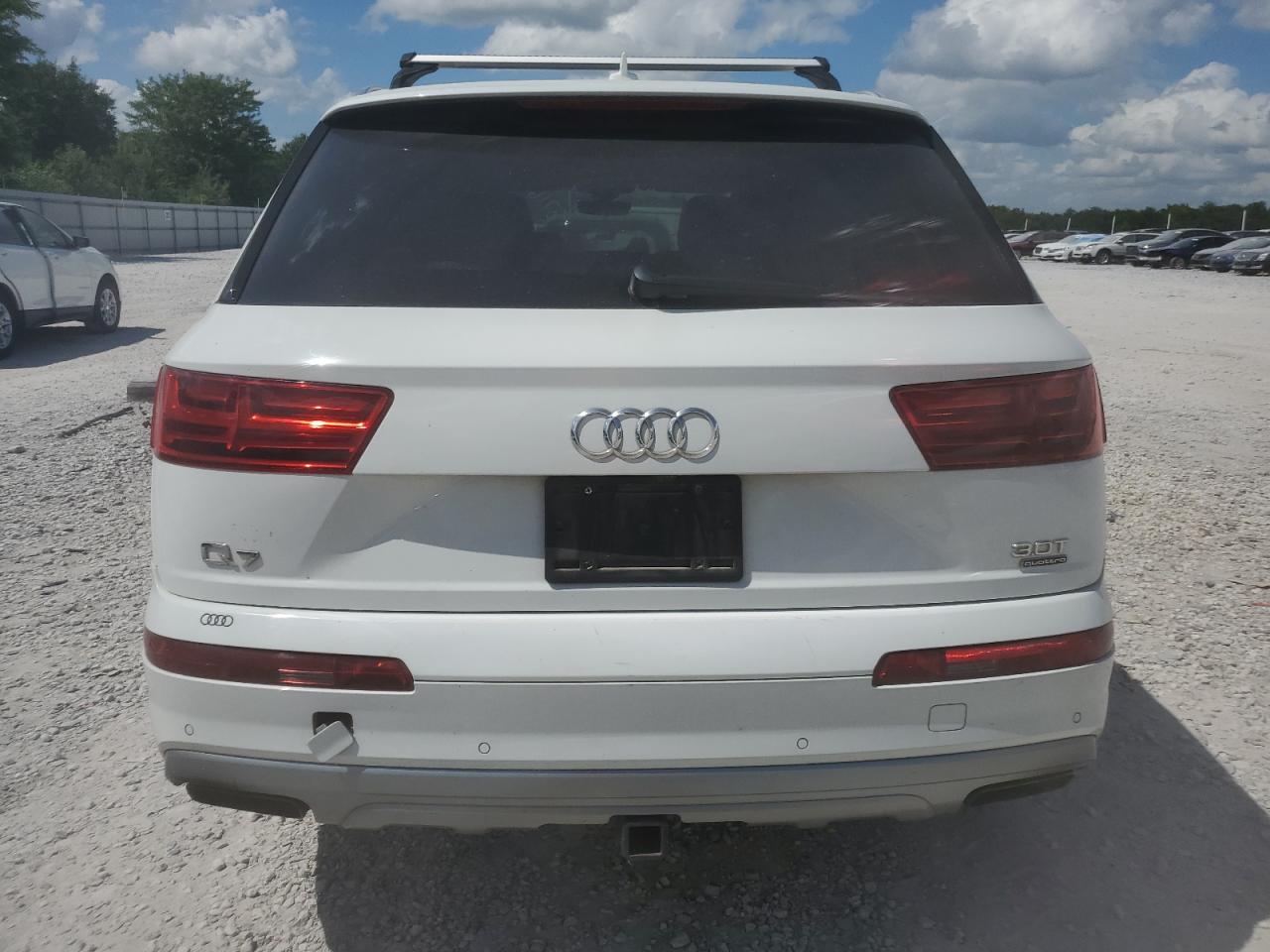 WA1VABF76JD028716 2018 Audi Q7 Prestige