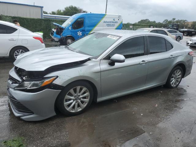 VIN 4T1B11HKXJU070421 2018 Toyota Camry, L no.1