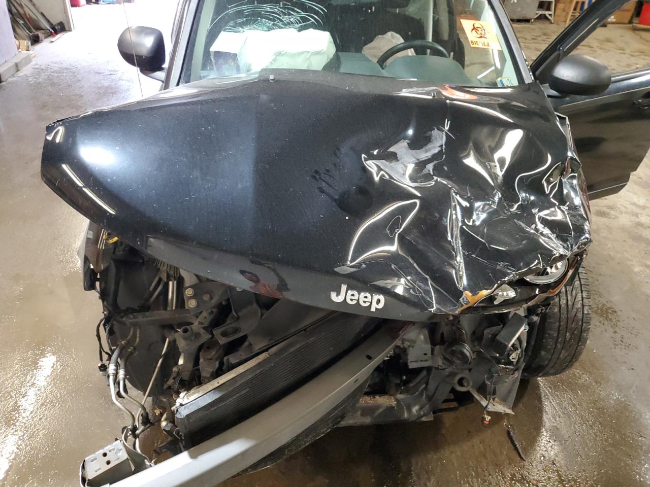 1C4NJDBB0ED538383 2014 Jeep Compass Sport