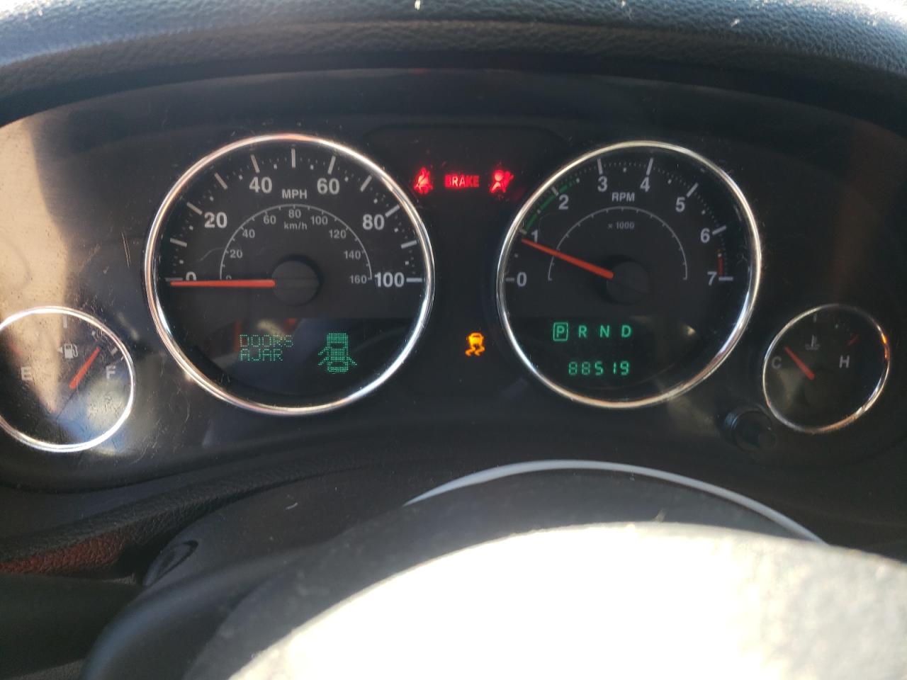 1C4BJWEG0EL282984 2014 Jeep Wrangler Unlimited Sahara