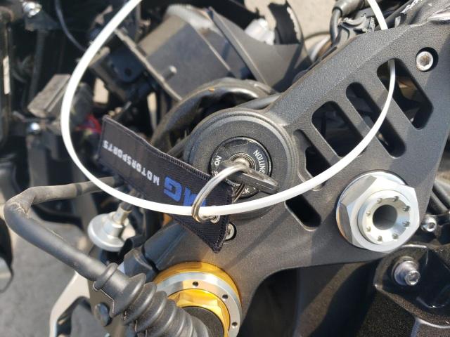 2018 YAMAHA YZFR1M JYARN40E6JA000801