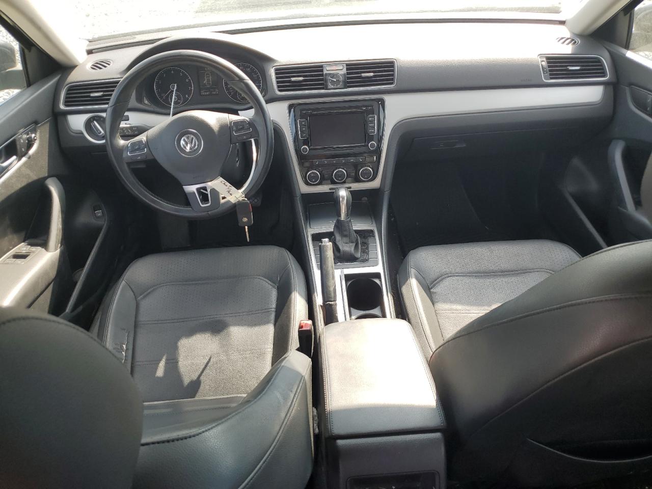 1VWBH7A33CC071180 2012 Volkswagen Passat Se