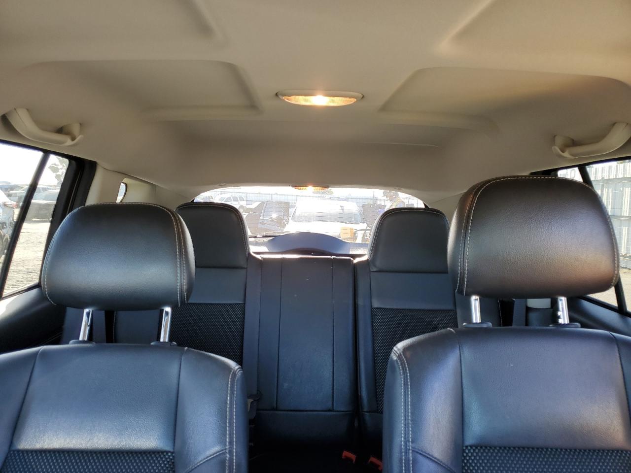 1C4NJCEA4GD648370 2016 Jeep Compass Latitude