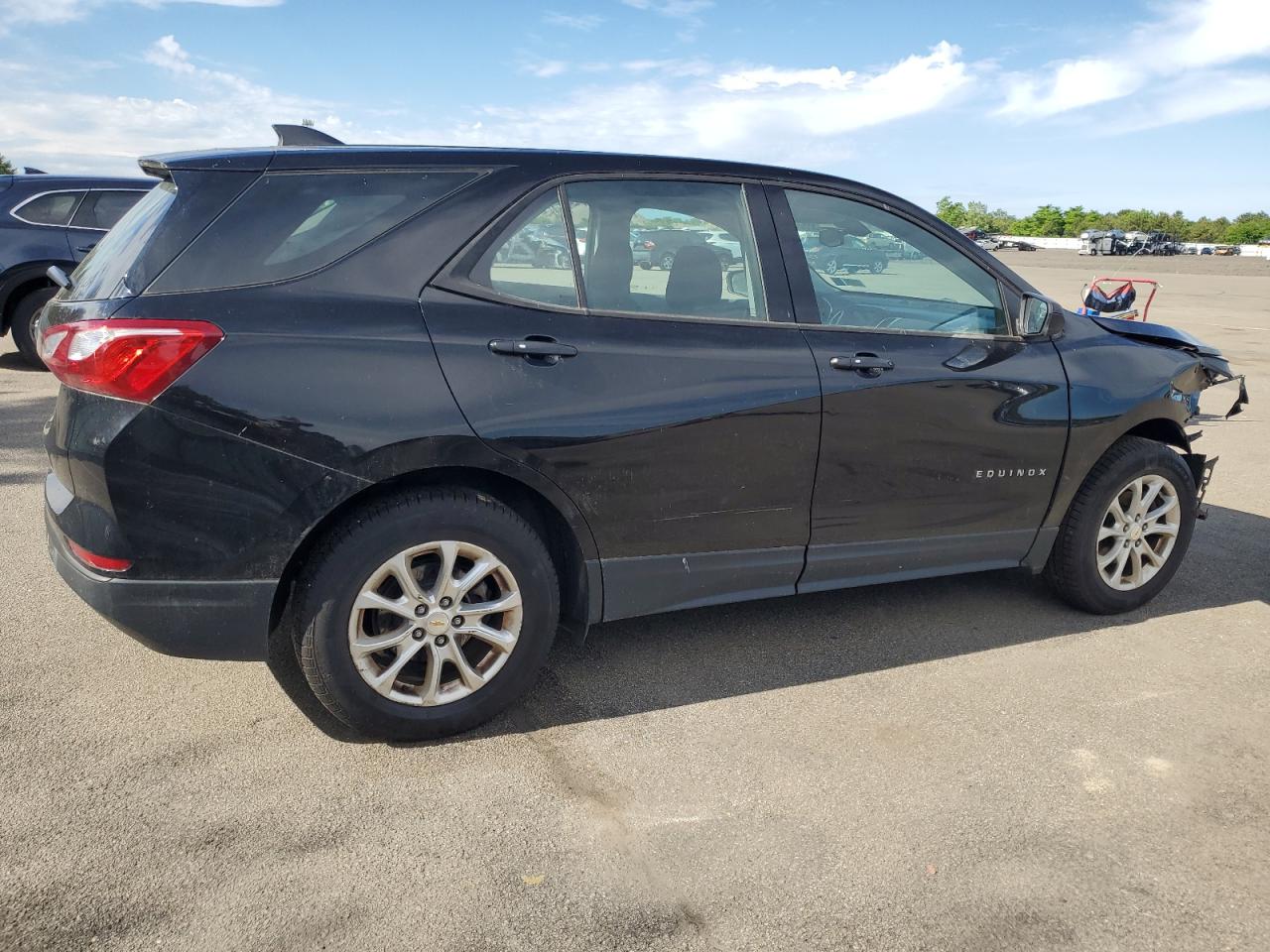 2GNAXHEV0K6175336 2019 Chevrolet Equinox Ls