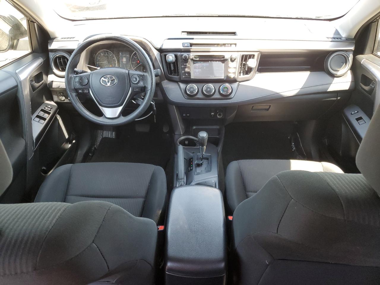 JTMZFREV1HJ705362 2017 Toyota Rav4 Le